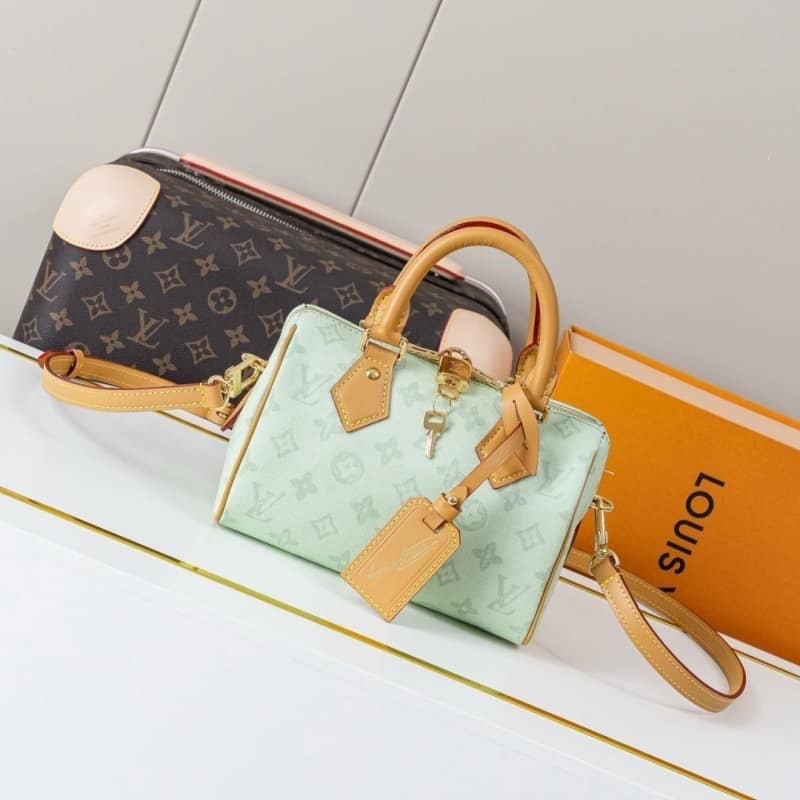 Gucci 1688 款式 87, view 1